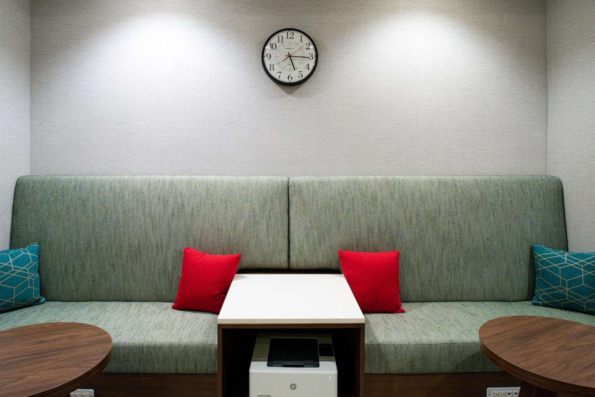 Hampton Inn&Suites Adrian, Mi Bagian luar foto