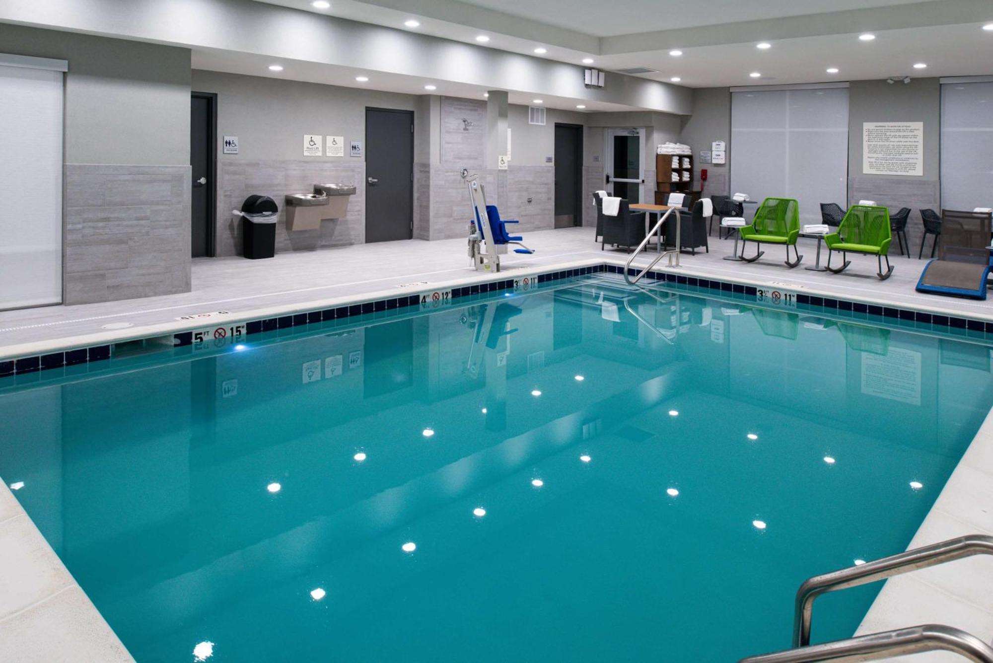 Hampton Inn&Suites Adrian, Mi Bagian luar foto